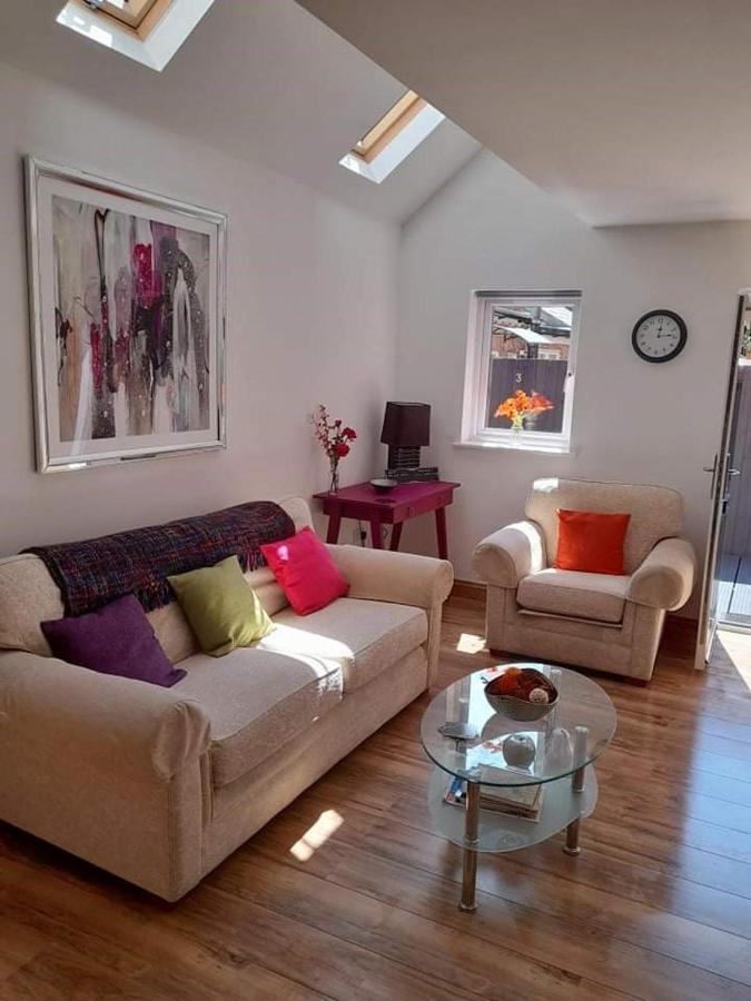 Town Centre Cottage Тюксбъри Екстериор снимка